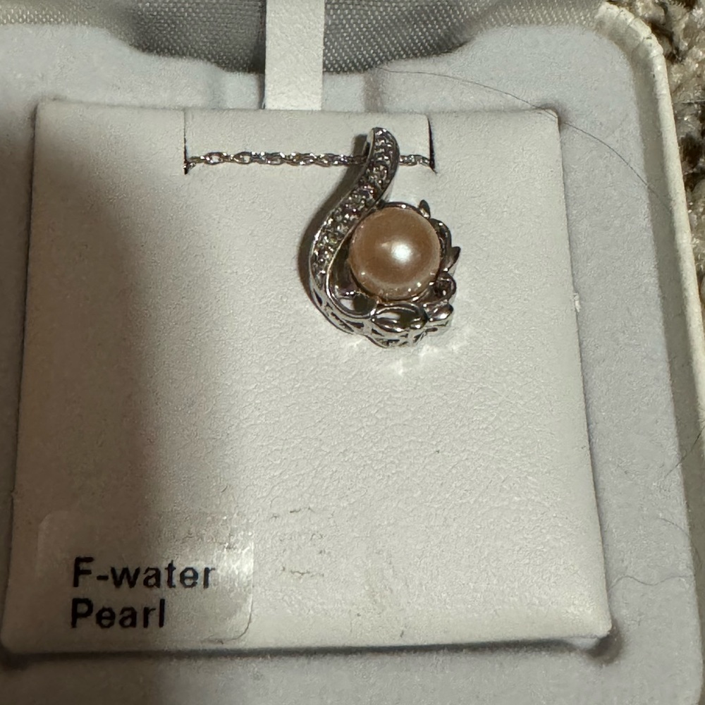 Pearl necklace